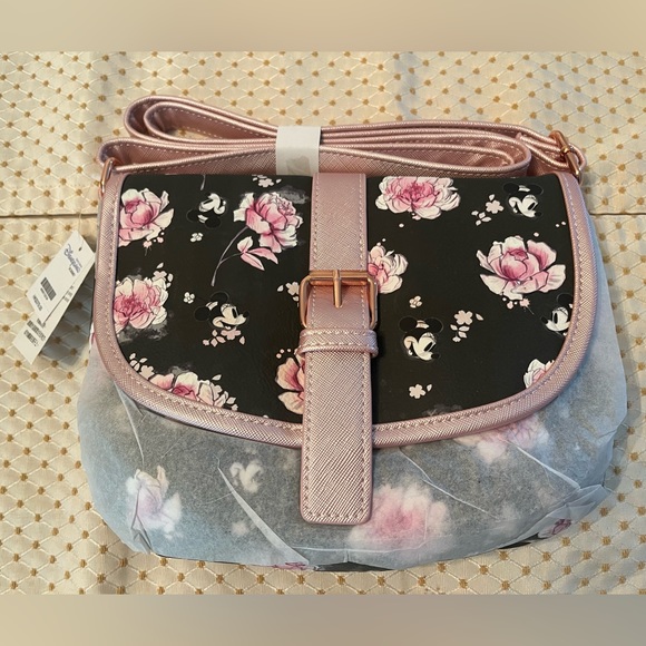 Disney LOUNGEFLY Minnie Mouse Pink Floral Saddle Bag Crossbody Purse Wallet Set - Picture 2 of 10